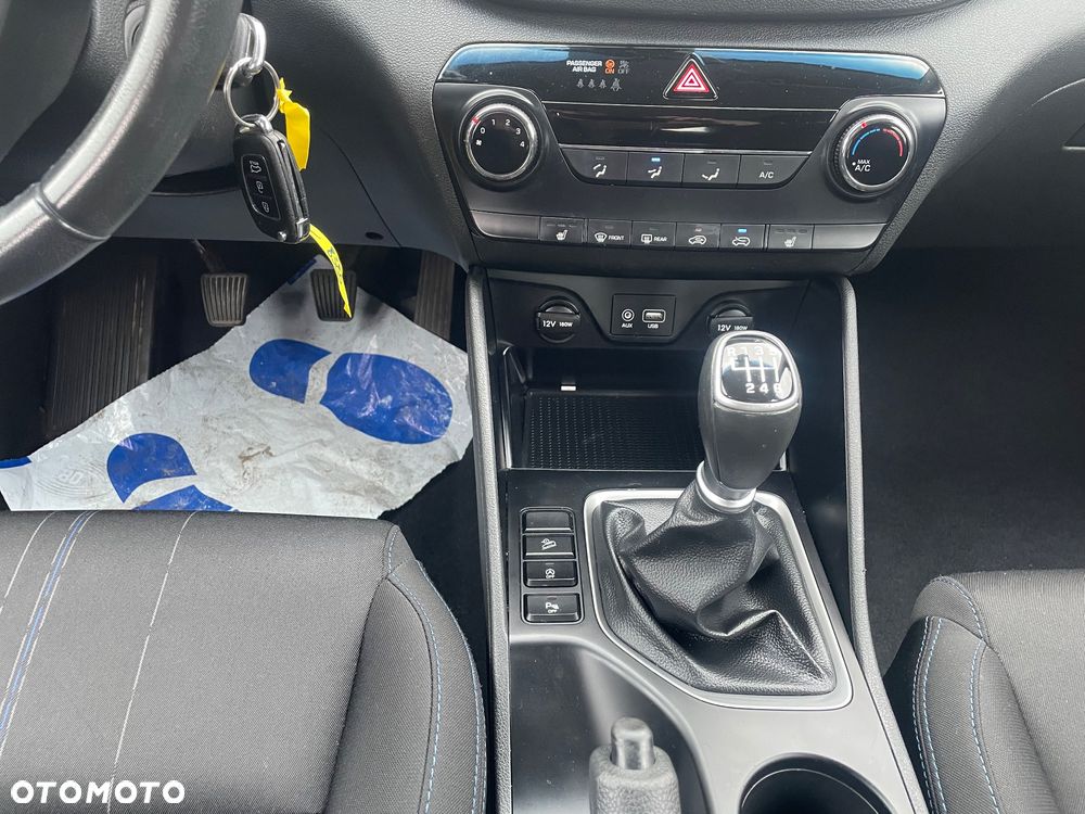 Hyundai Tucson blue 1.6 GDi 2WD Navi - 14