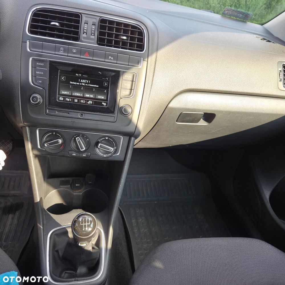 Volkswagen Polo - 4