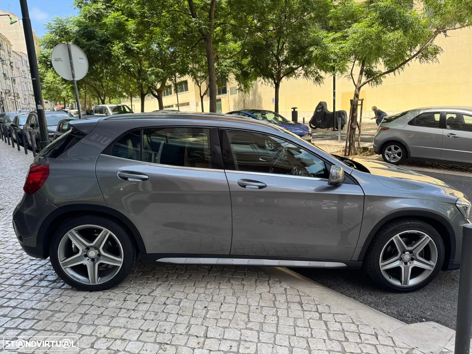 Mercedes-Benz GLA 220 CDi AMG Line 4-Matic - 10