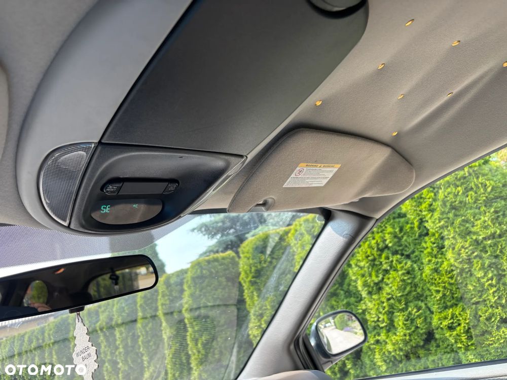 Chrysler Grand Voyager 2.8 CRD LX - 14