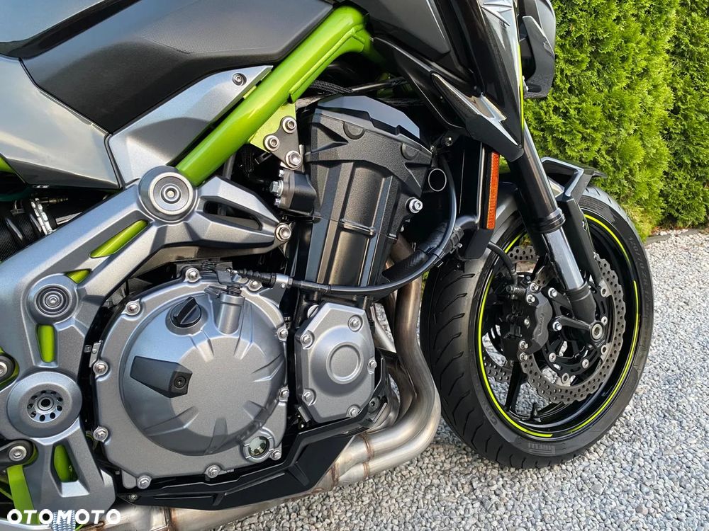 Kawasaki Z 900 - 21
