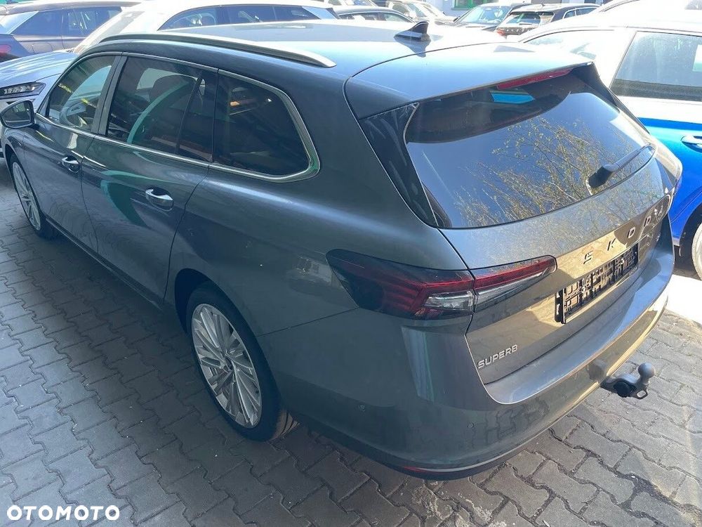Skoda Superb 2.0 TDI SCR 4x4 L&K DSG - 4