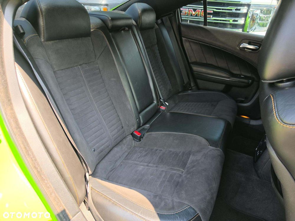 Dodge Charger - 8
