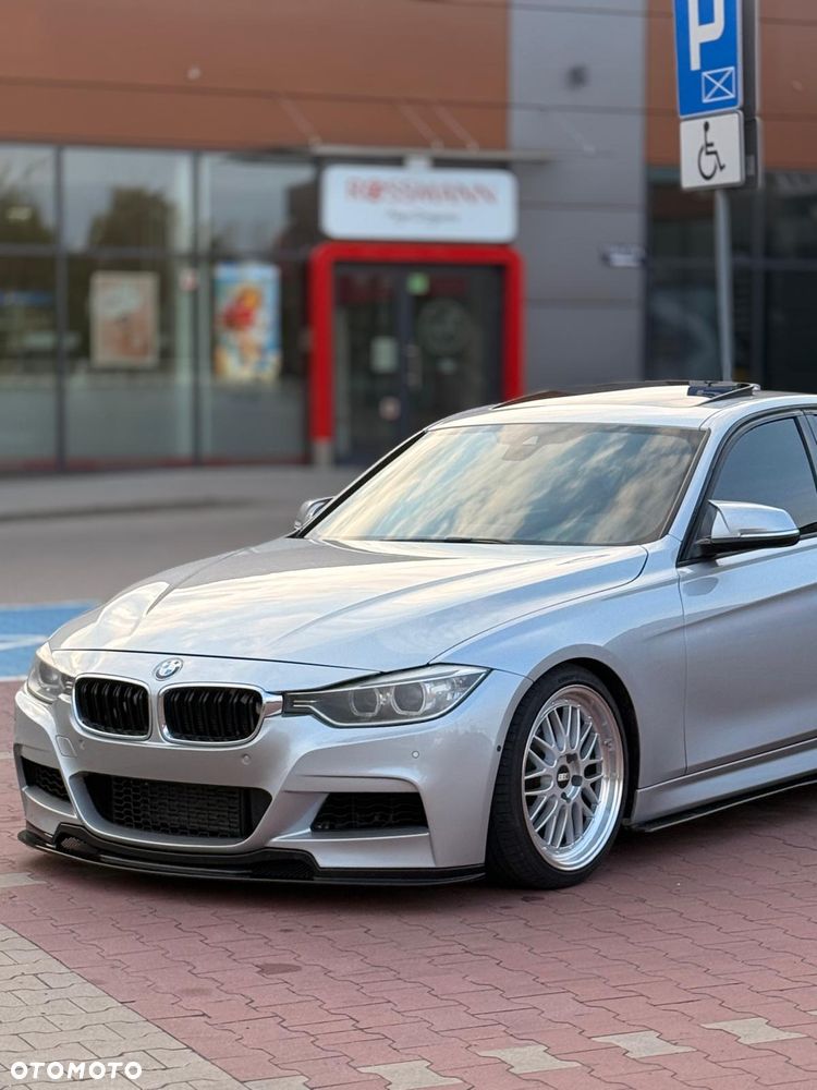 BMW Seria 3 328i Sport Line - 4
