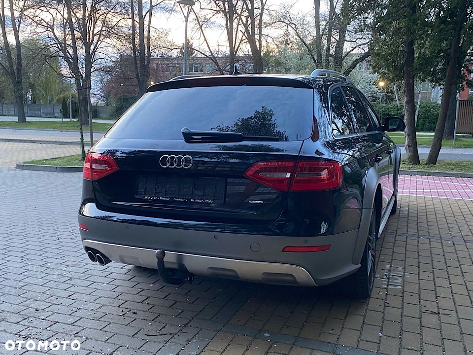 Audi A4 Allroad - 15