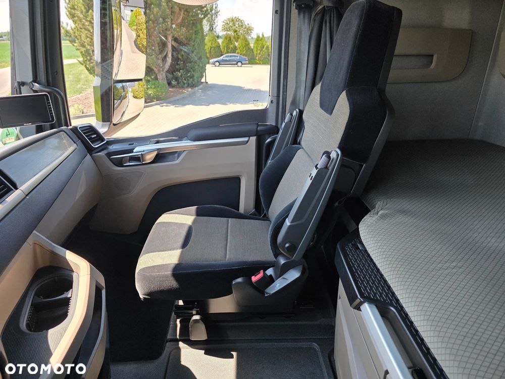 MAN TGX 510 XXL  RETARDER KLIMA POSTOJOWA Z DE SUPER STAN !!! - 19