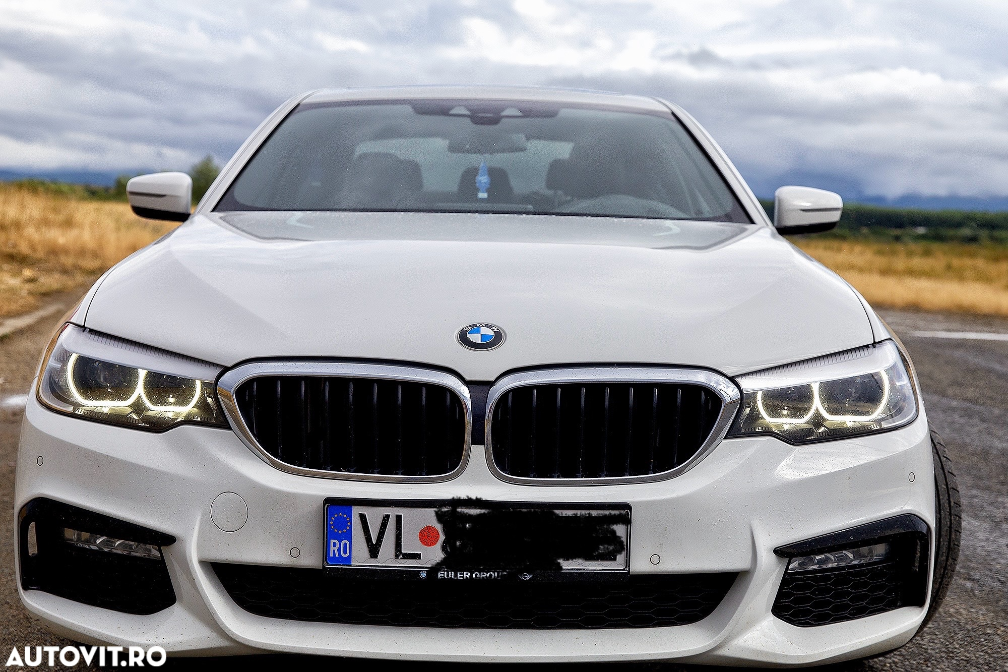 BMW Seria 5 520d xDrive AT - 22