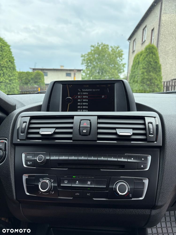 BMW Seria 1 114i - 14