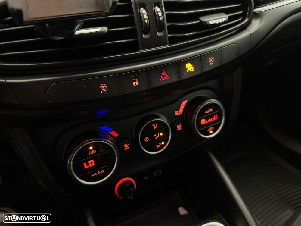 Fiat Tipo Station Wagon 1.6 M-Jet Lounge - 9