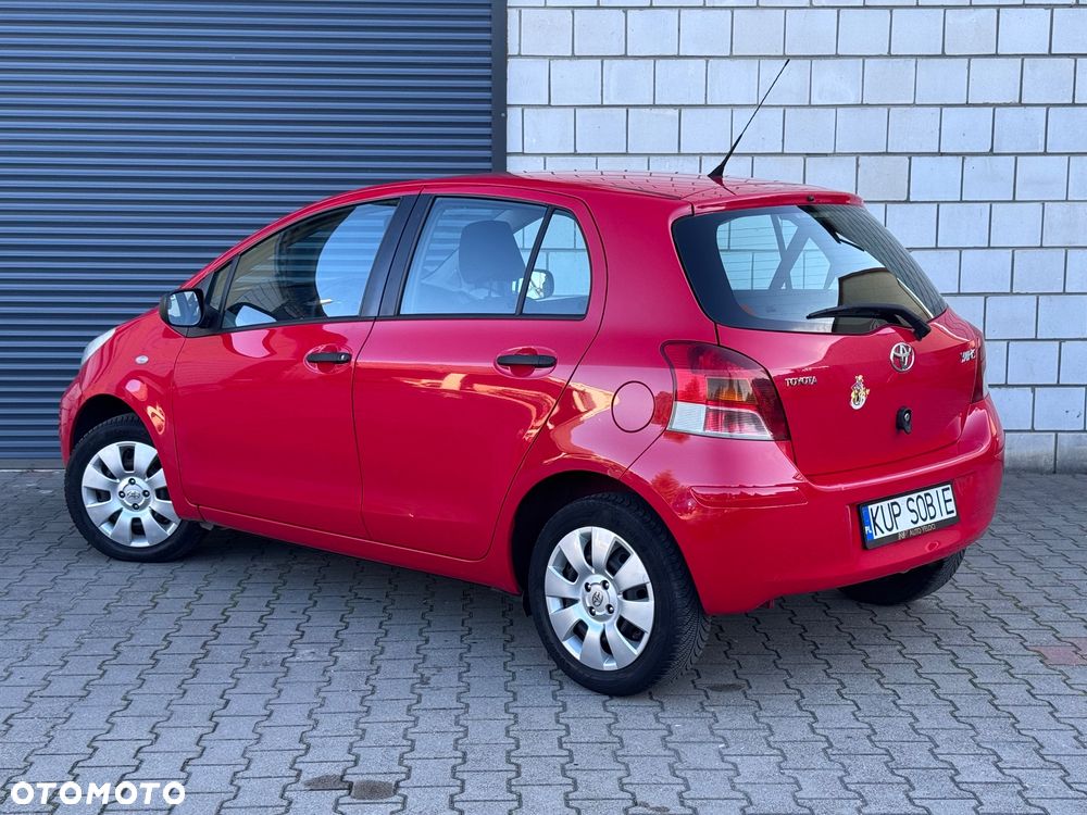 Toyota Yaris 1.0 Premium EU6 - 6