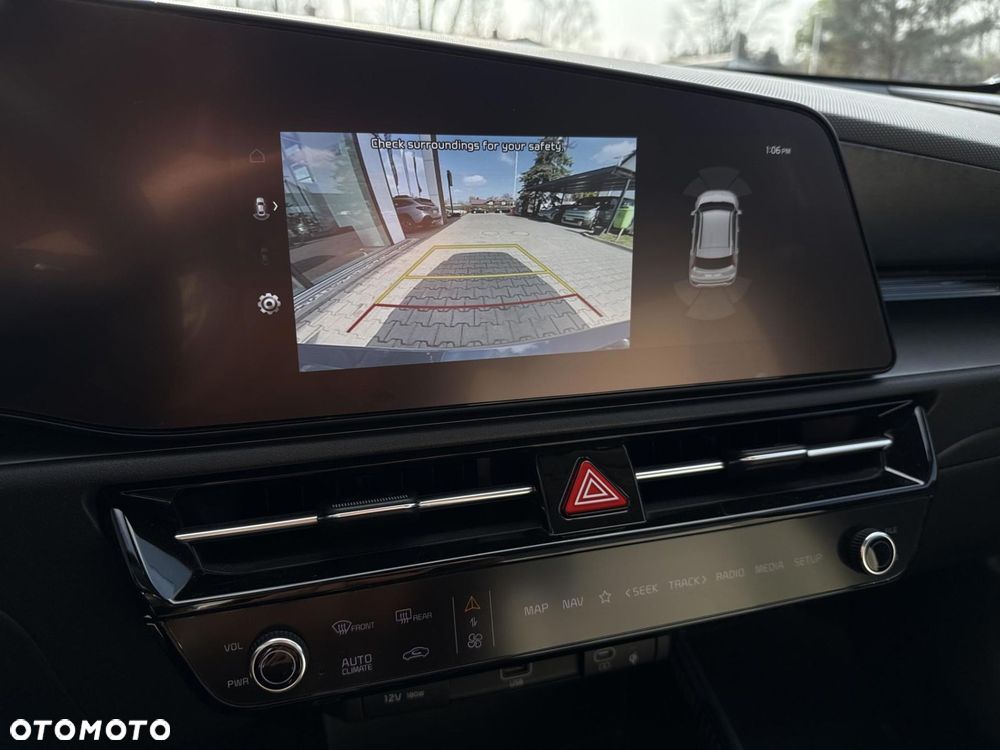 Kia Niro 1.6 GDI Hybrid Business Line - 16
