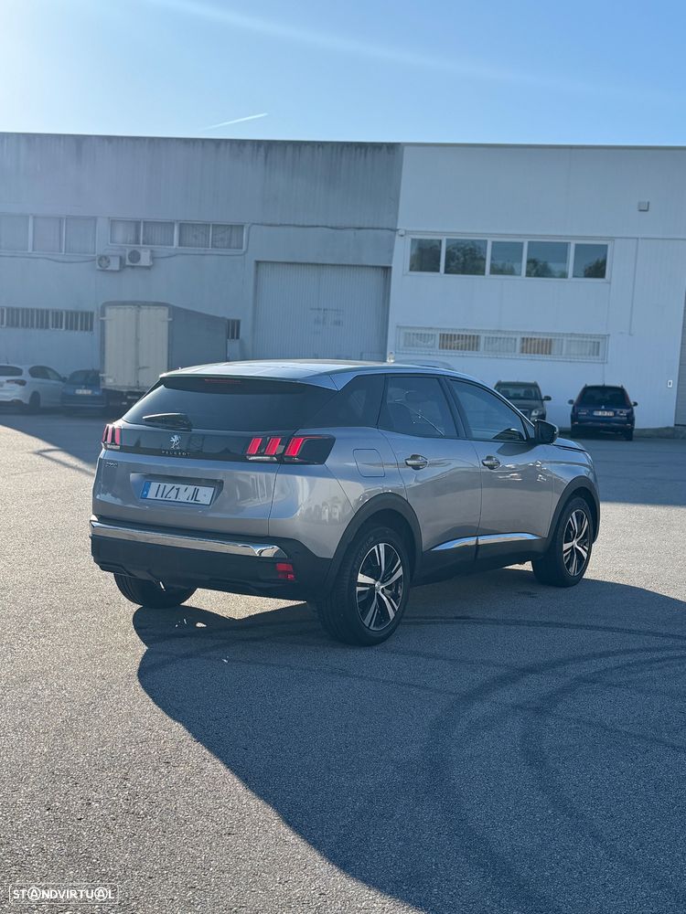 Peugeot 3008 PureTech 130 Stop & Start EAT6 Allure - 4