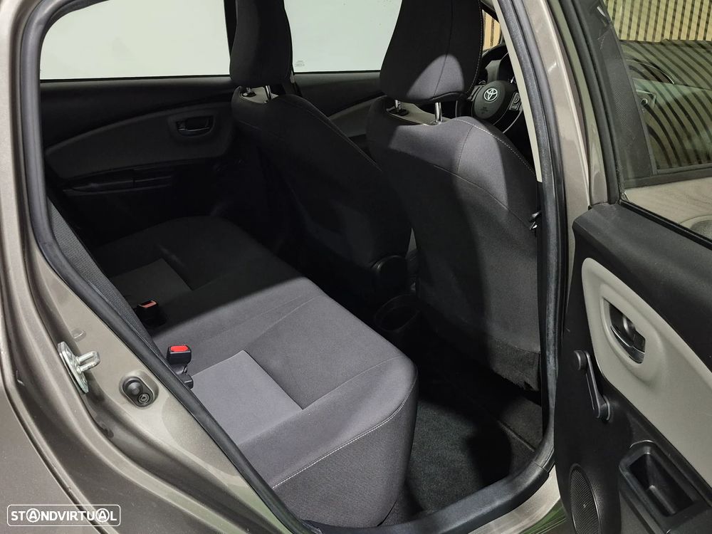 Toyota Yaris 1.0 VVT-i Comfort +PS+PT Techno - 15