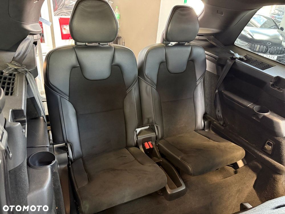 Volvo XC 90 - 12