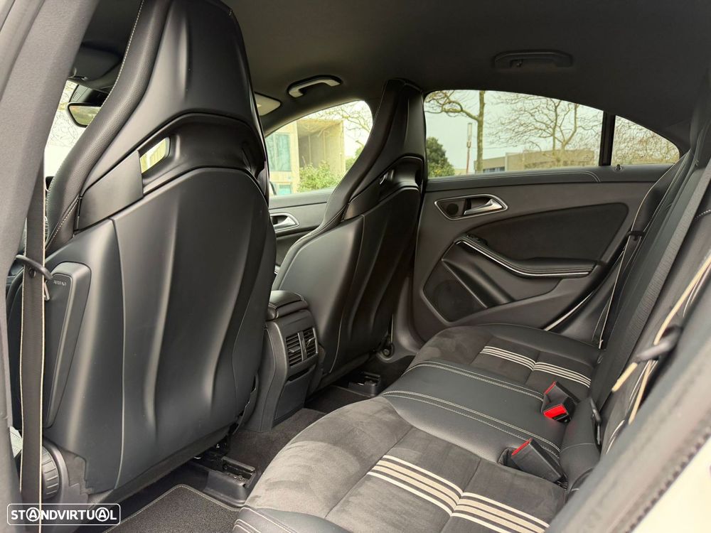 Mercedes-Benz CLA 200 d 7G-DCT Peak Edition - 15
