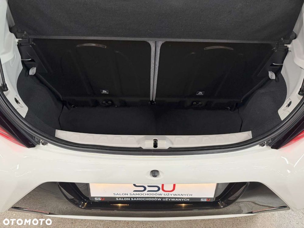 Toyota Aygo x-play connect - 35