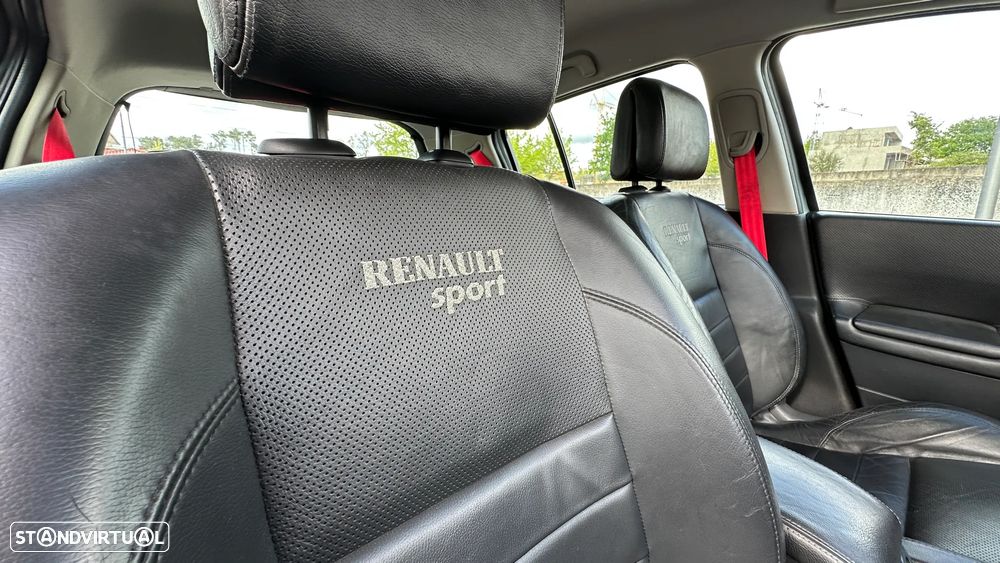 Renault Mégane 2.0 T 16V Sport - 28