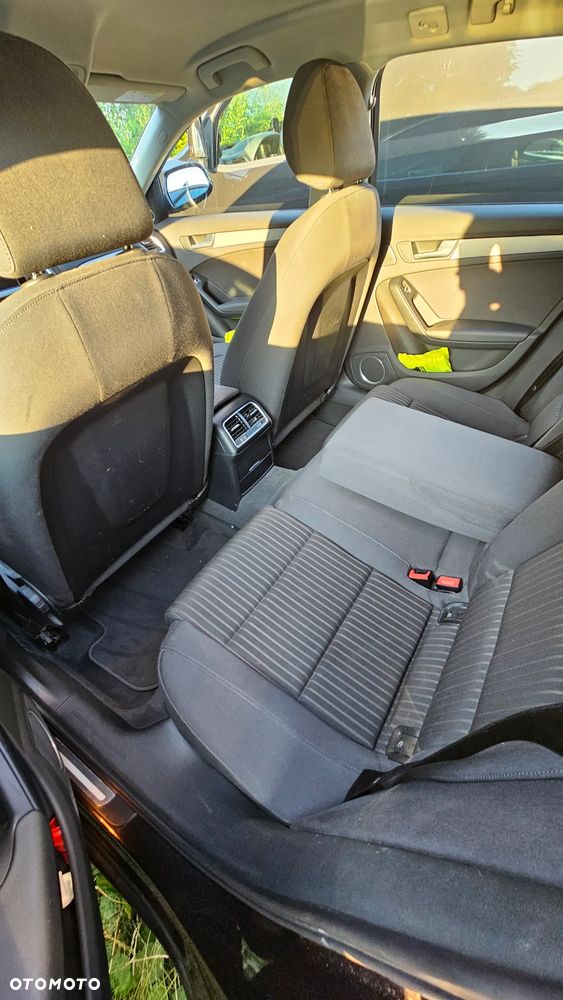 Audi A4 Avant 2.0 TDI - 14