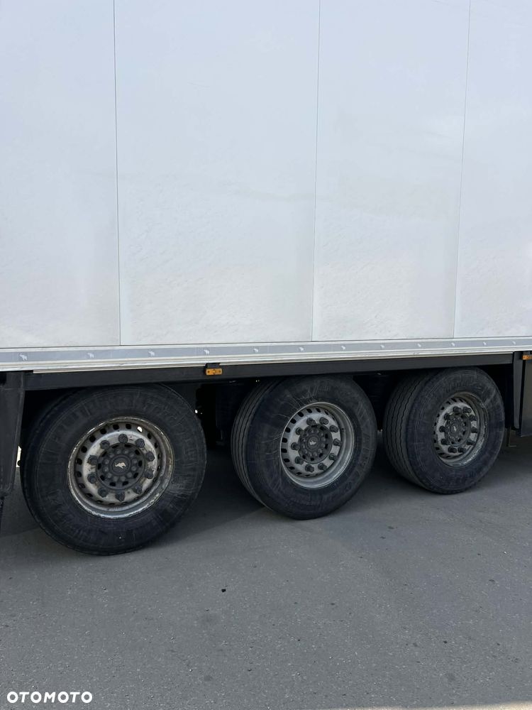 Schmitz Cargobull SCB*S3B Carrier Vector 1550 - 6