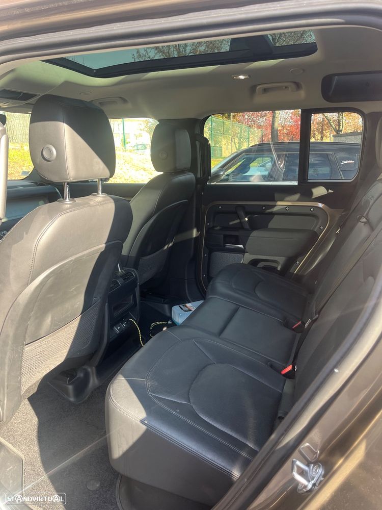 Land Rover Defender 2.0 P400e 110 AWD S - 9