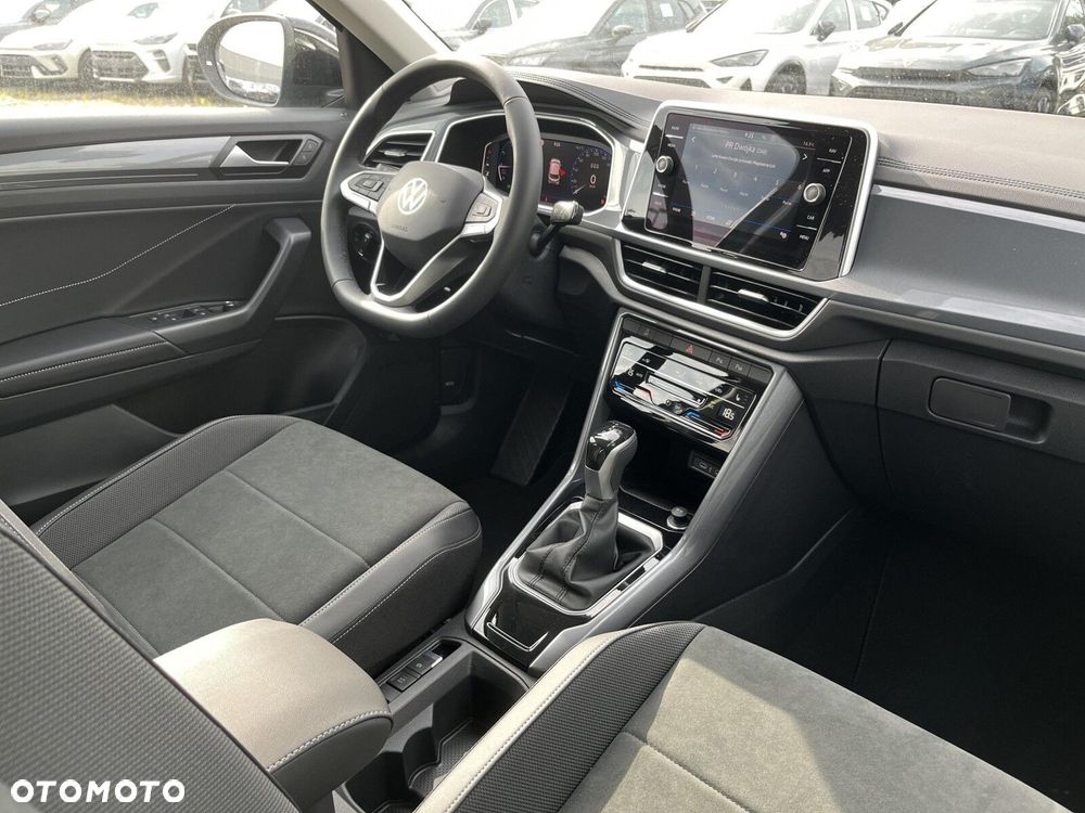 Volkswagen T-Roc - 29