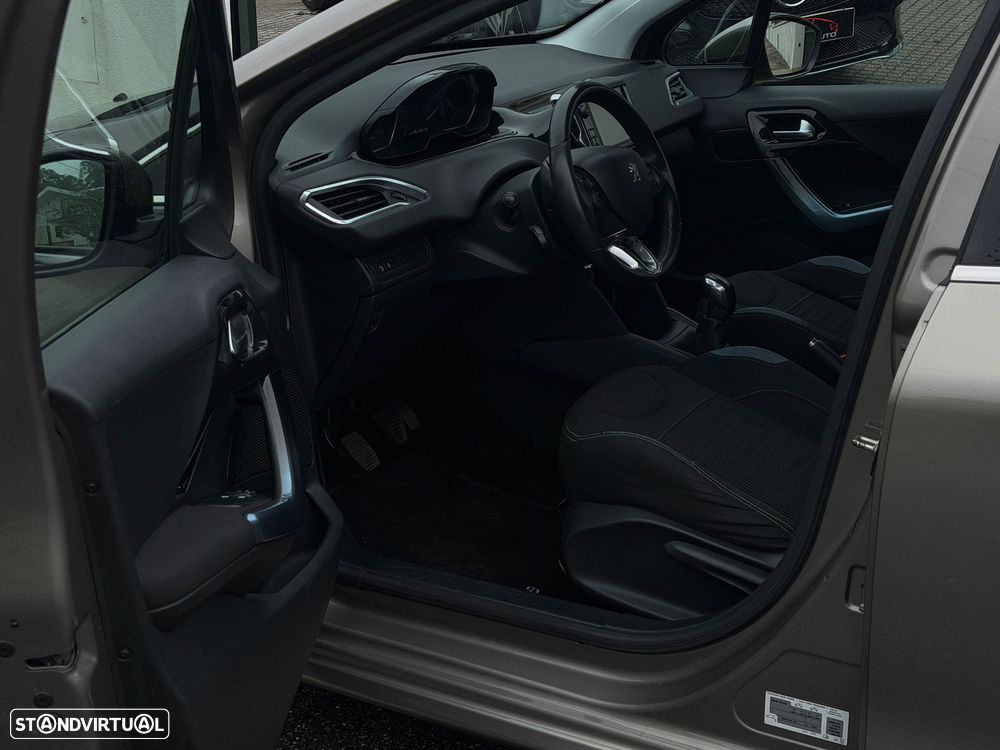 Peugeot 208 82 VTI Style - 9