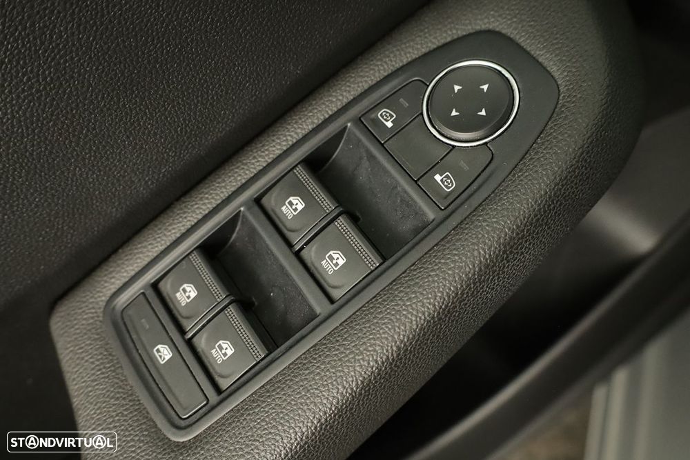 Renault Clio 1.0 TCe Evolution - 22