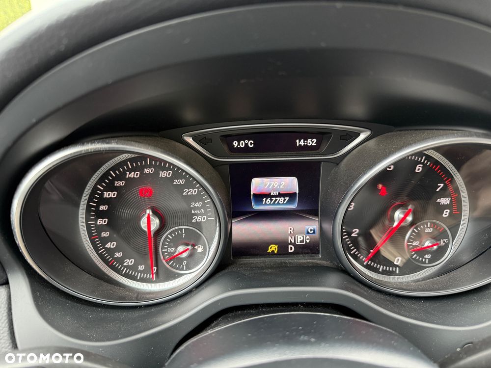 Mercedes-Benz CLA - 16