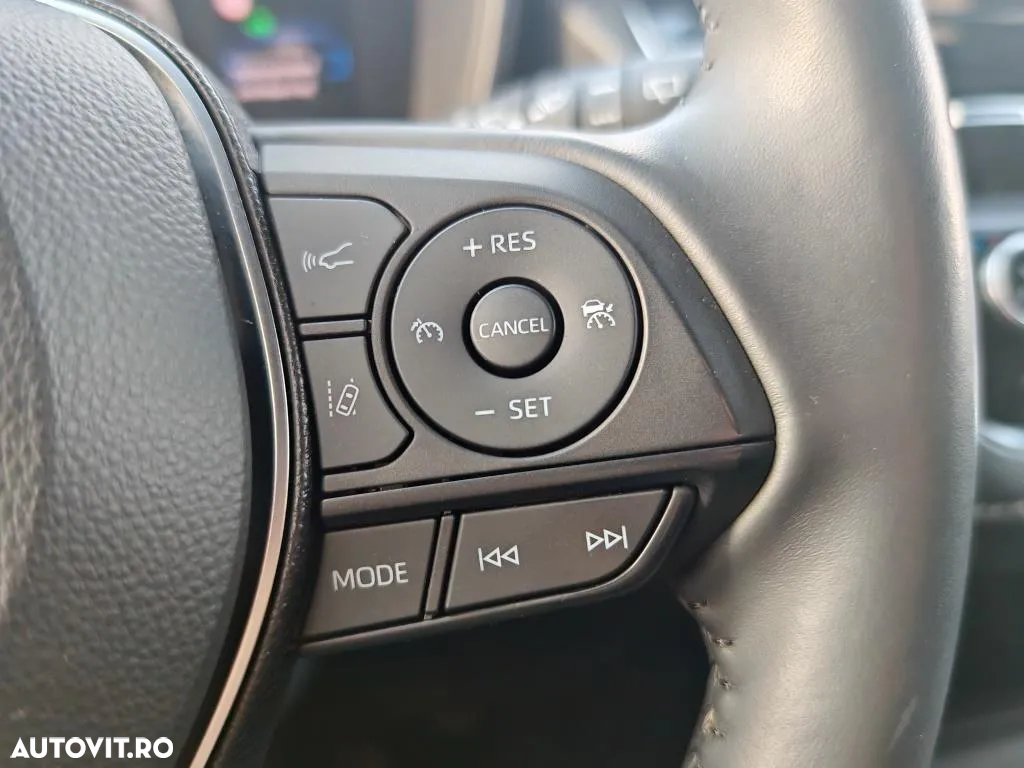 Toyota Corolla 1.8 Hybrid Comfort - 30