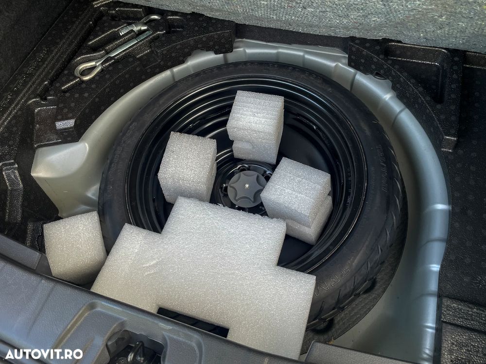 Nissan Qashqai 1.3 l MHEV X-Tronic N-Connecta - 19