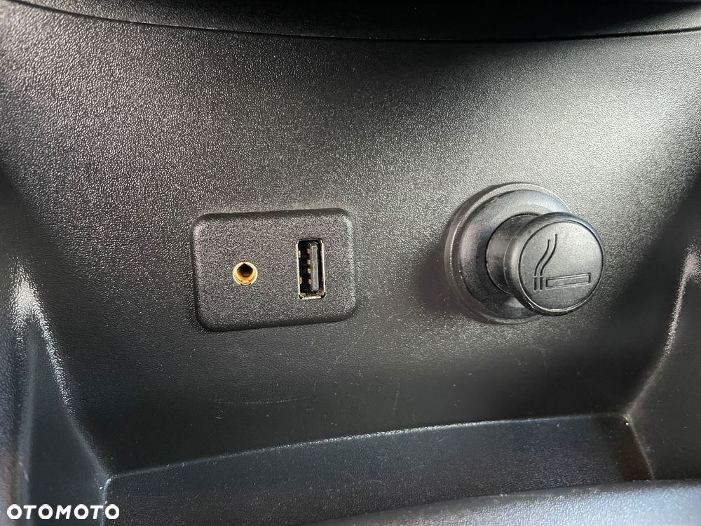 Opel Corsa 1.4 Cosmo - 12