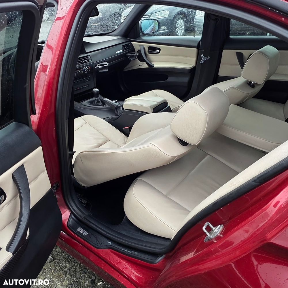 BMW Seria 3 320d EfficientDynamics Edition - 7