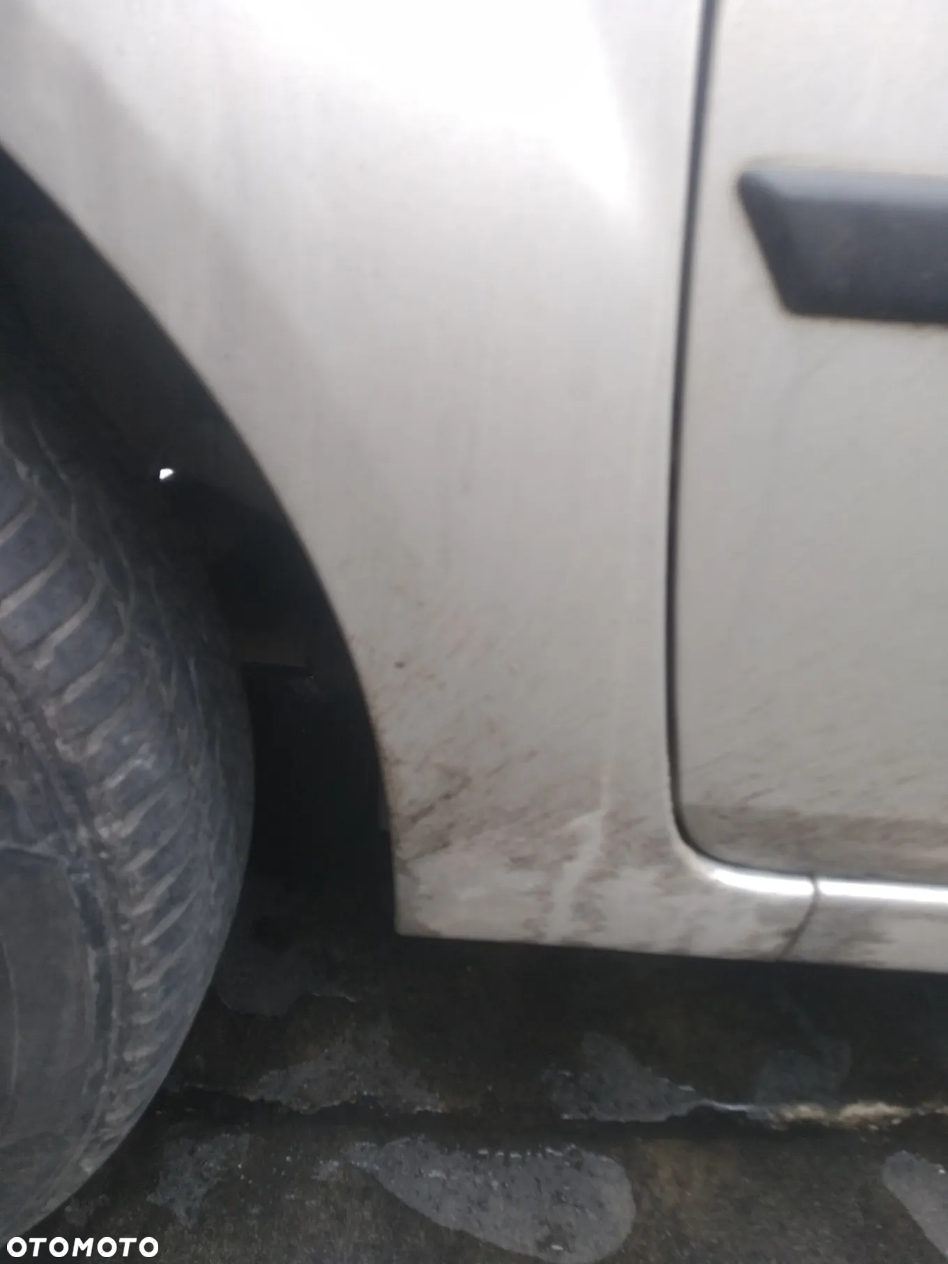 FORD FIESTA MK5 02-05 1.3 8V - MASKA PRZÓD 62 - 22