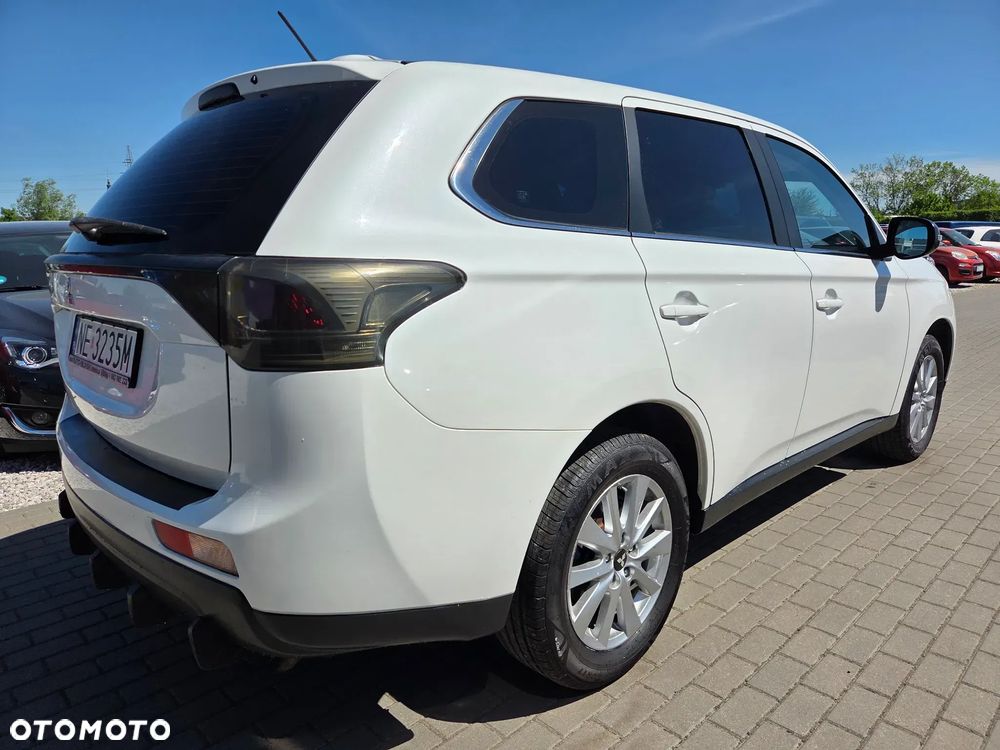 Mitsubishi Outlander 2.0 City Style 2WD - 5