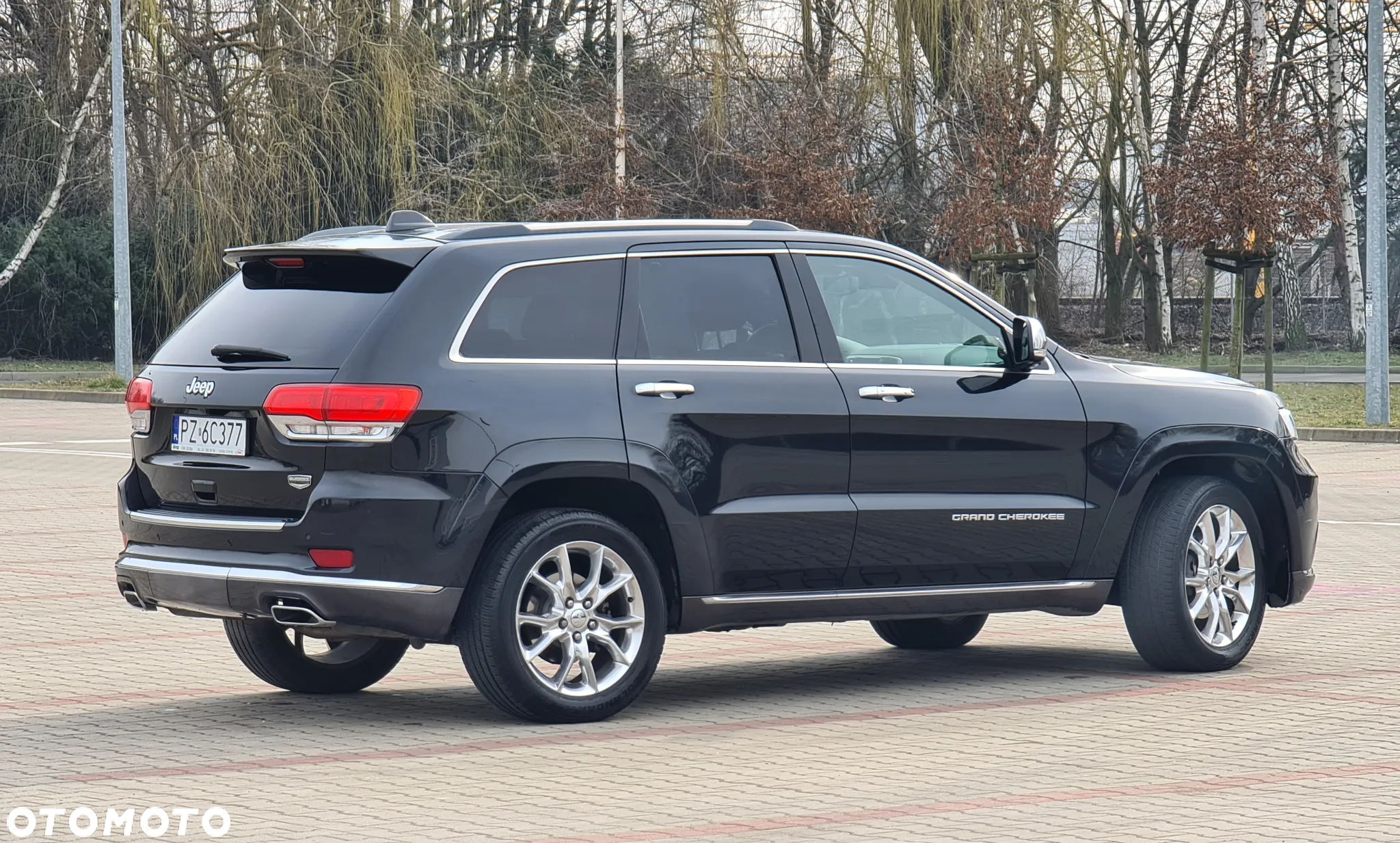 Jeep Grand Cherokee 5.7 V8 HEMI Summit - 10