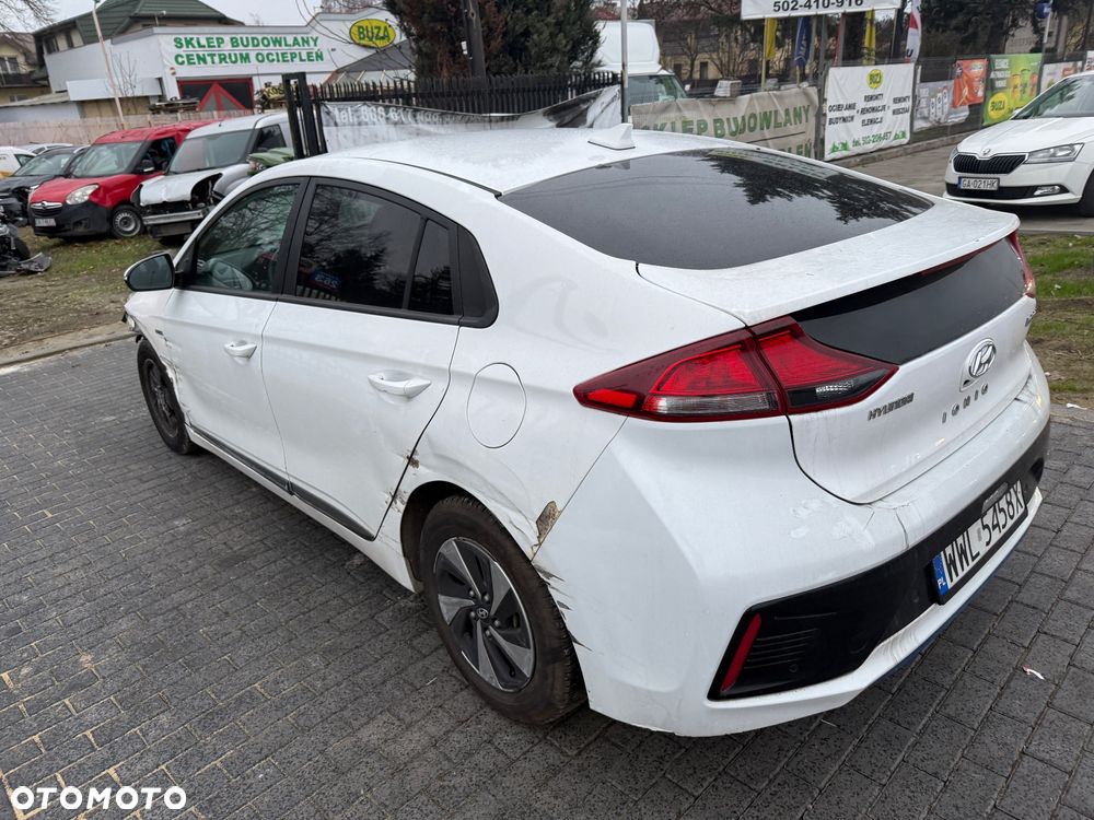 Hyundai IONIQ Hybrid Premium - 8
