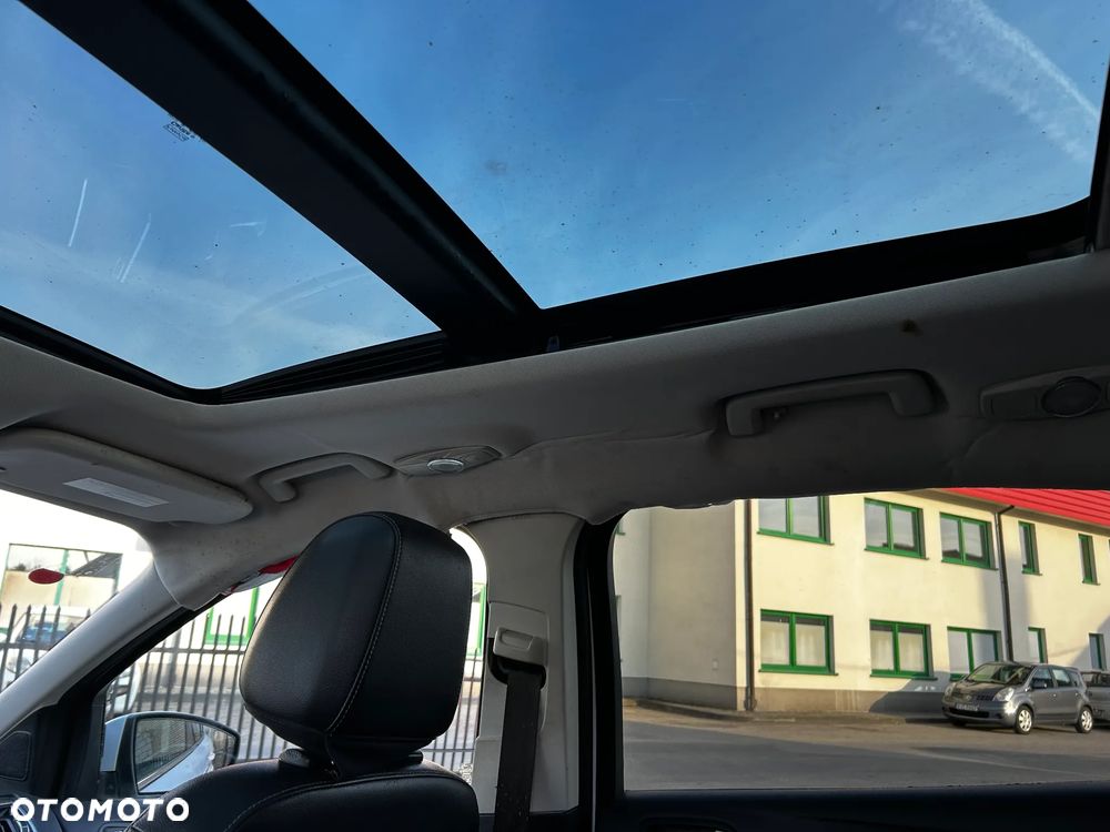 Ford Kuga - 21