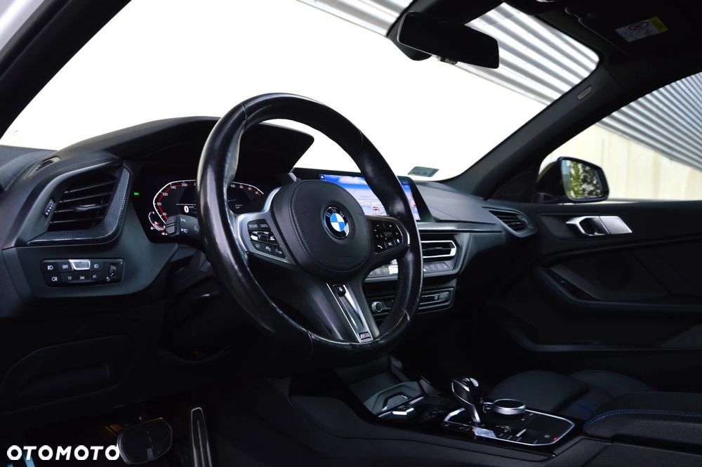 BMW Seria 1 120i M Sport - 12
