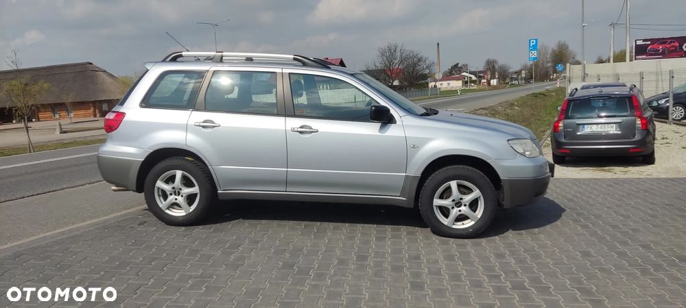 Mitsubishi Outlander 2.0 2WD Invite - 7