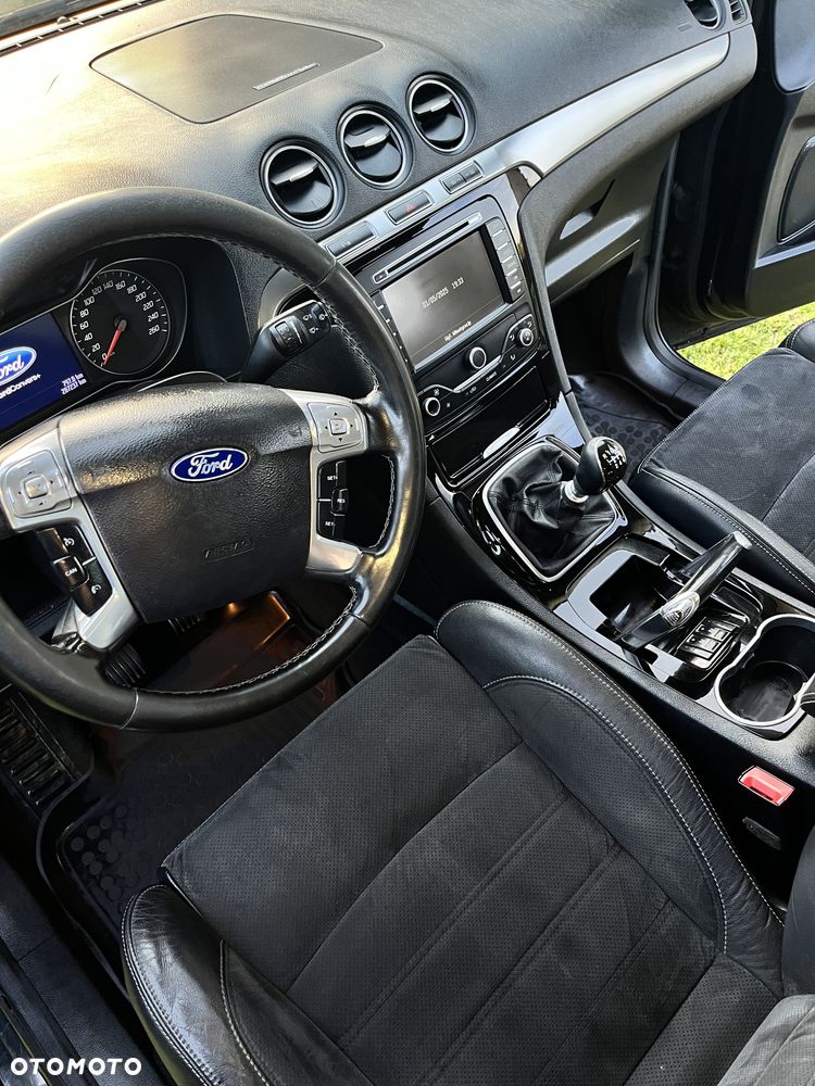 Ford S-Max 2.0 TDCi DPF Titanium - 14