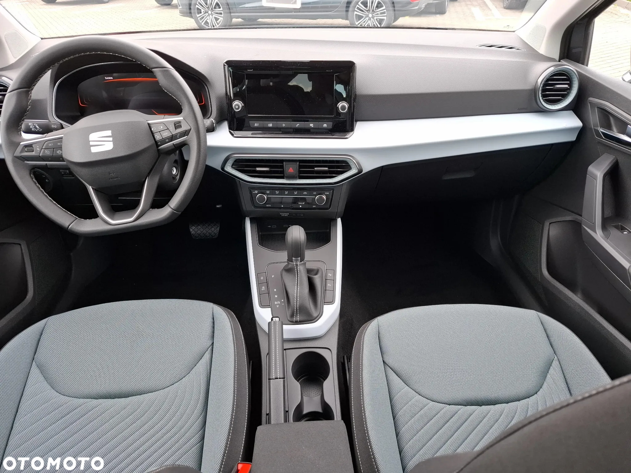 Seat Arona 1.0 TSI Marina S&S DSG - 9