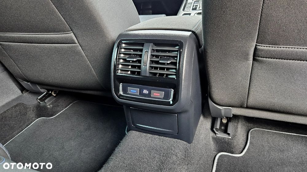 Volkswagen Passat 1.4 TSI DSG GTE - 35