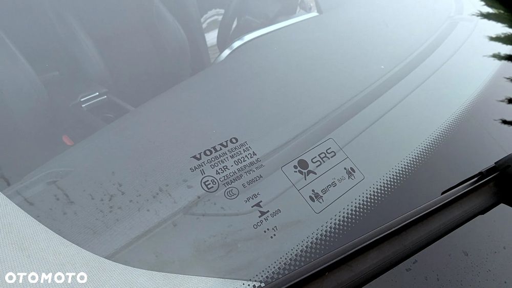 Volvo XC 60 D3 Geartronic Momentum - 25