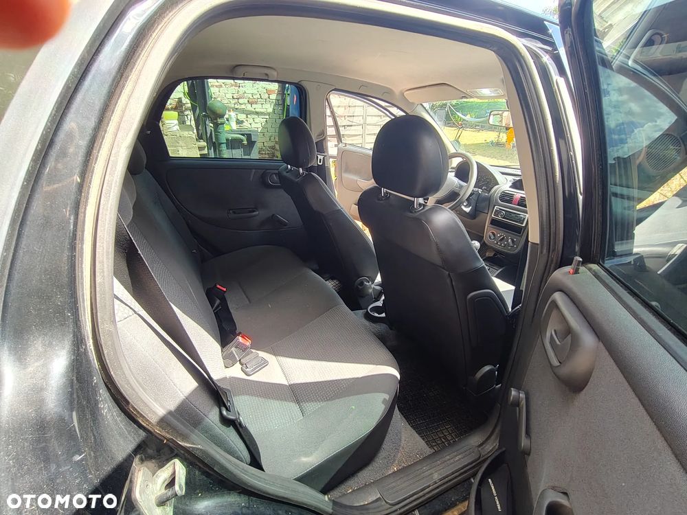 Opel Corsa 1.2 16V NJoy - 7