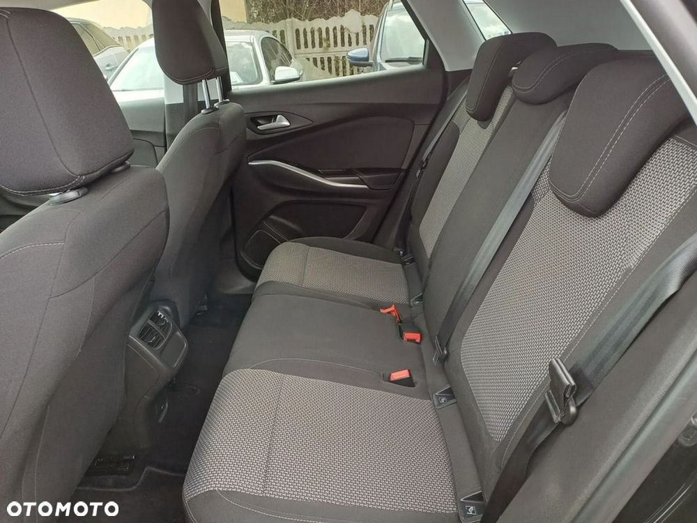 Opel Grandland X 1.2 Start/Stop Automatik INNOVATION - 16