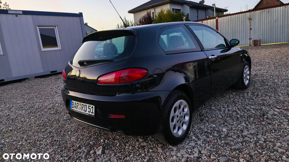 Alfa Romeo 147 - 7