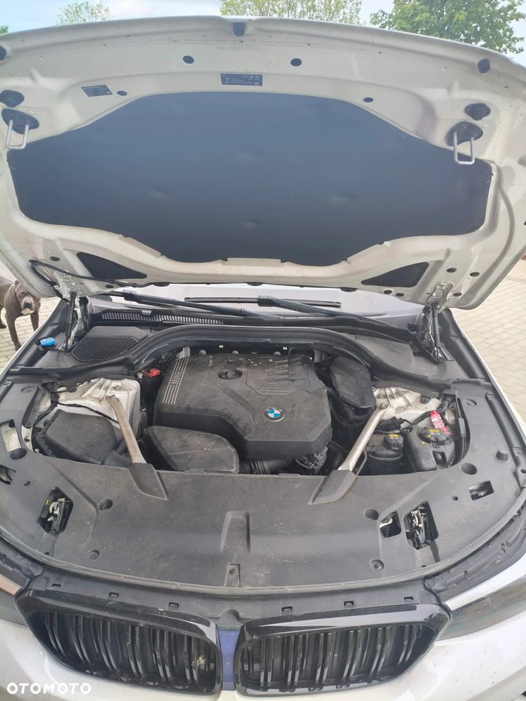 BMW 6GT 630i M Sport - 16