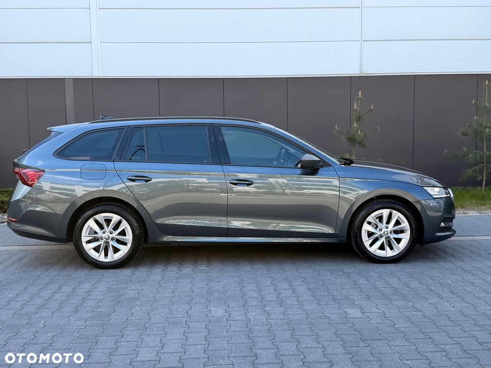 Skoda Octavia 2.0 TDI Ambition DSG - 8