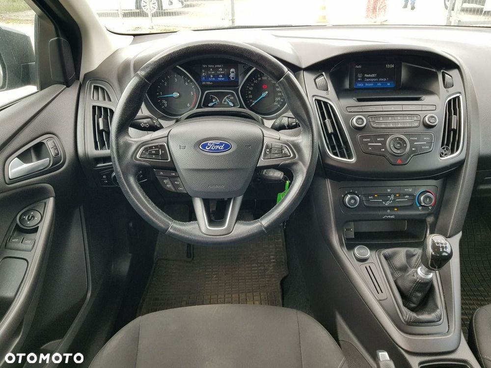 Ford Focus - 12