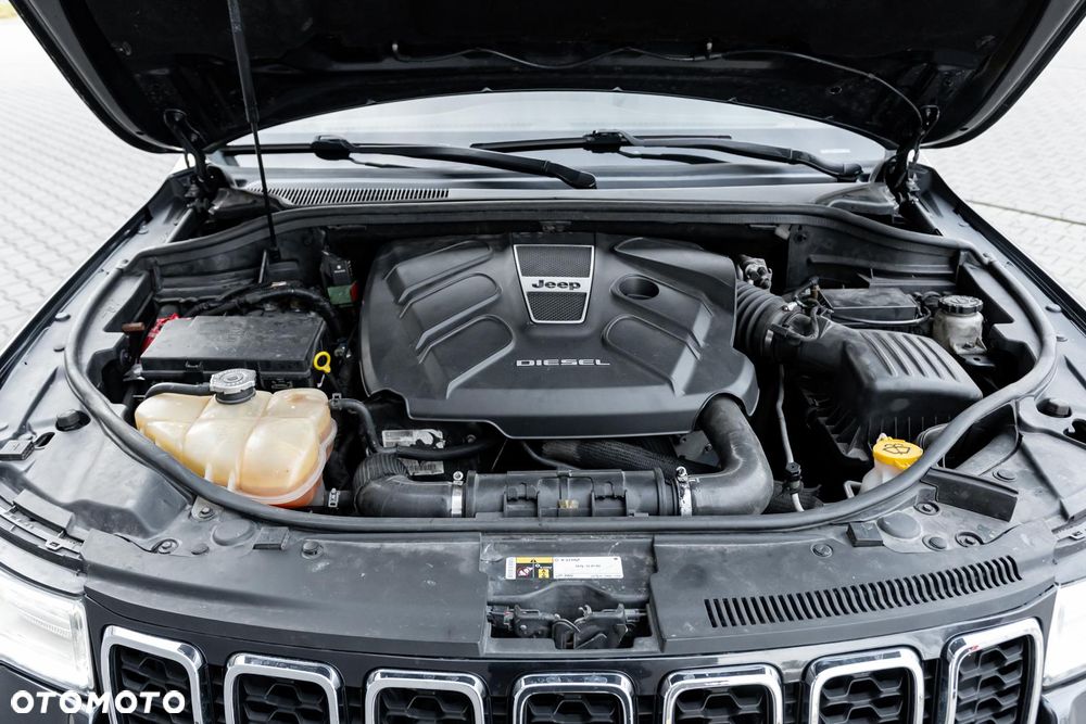 Jeep Grand Cherokee 3.0 CRD Overland Summit - 23